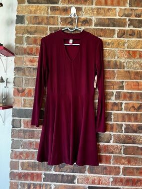 No Boundaries Juniors Red Pomegranate Long Sleeve Dress Size:Large NWT